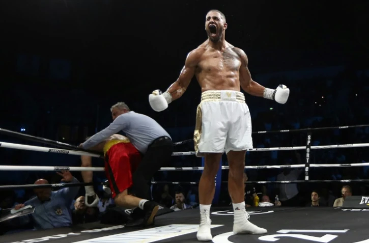 Le poids lourd français Tony Yoka vainqueur de l'Allemand Alexander Dimitrenko à Antibes le 13 juillet 2019