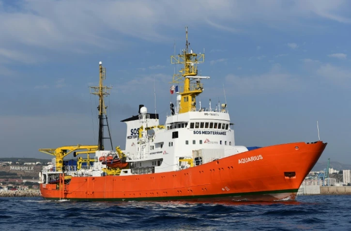 Le navire humanitaire Aquarius, affrété par l'ONG Médecins sans frontières (MSF), quittant le port de Marseille, dans le sud de la France, le 1er août 2018