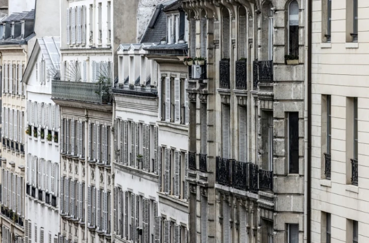 Des façades d'immeubles, le 27 avril 2023 à Paris