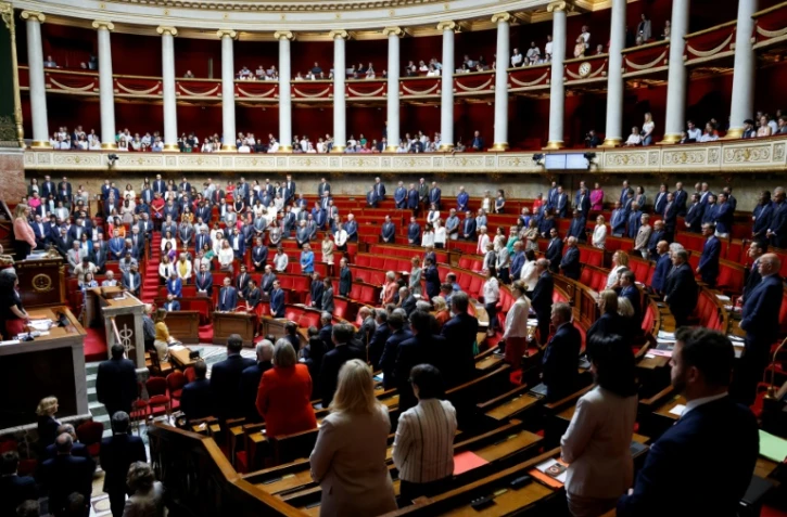 Les députés observent une minute de silence à l'Assemblée nationale après l'attaque d'Annecy, le 8 juin 2023