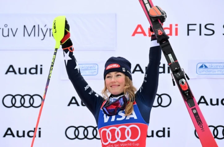L'Américaine Mikaela Shiffrin après sa victoire au slalol de Spindleruv Mlyn, en République tchèque, le 25 janvier 2026