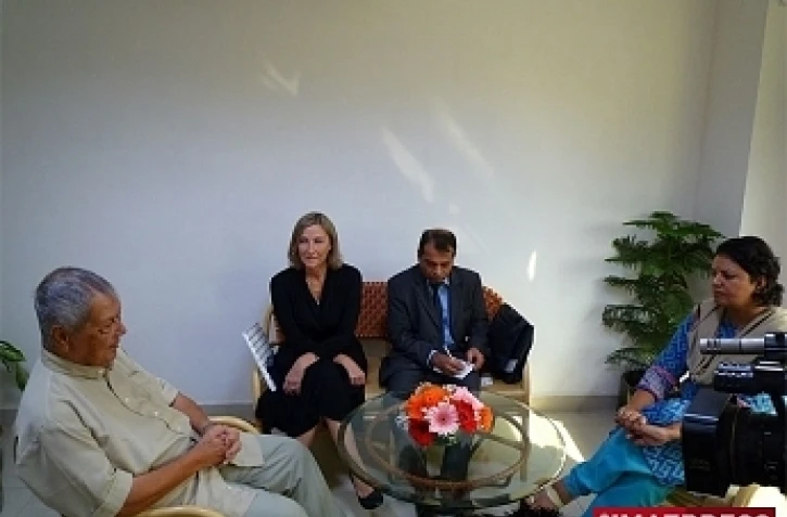 Paul Vergès a rencontré deux secrétaires généraux de ministères indiens (photo : Région Réunion)
