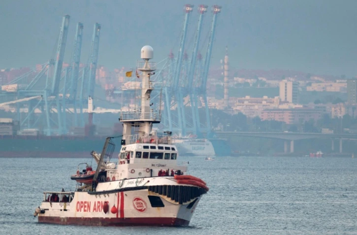 Le bateau de l'ONG Proactiva Open Arms approche du port d'Algésiras, dans le sud de l'Espagne, le 28 décembre 2018