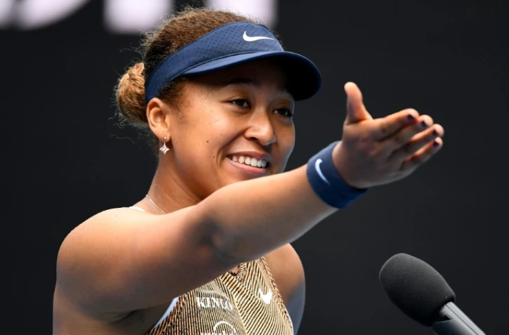 La joie de la Japonaise Naomi Osaka, après sa victoire au premier tour du tournoi WTA de Melbourne 1 contre la Française Alizé Cornet, le 4 janvier 2022