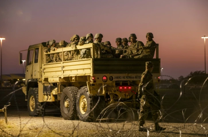 Des militaires américains près de la frontière mexicaine à Donna (Texas) le 6 novembre 2018. 