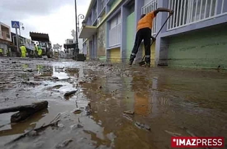 Lundi 7 avril 2009 -

Saint-Joseph sinistrée par les fortes pluies