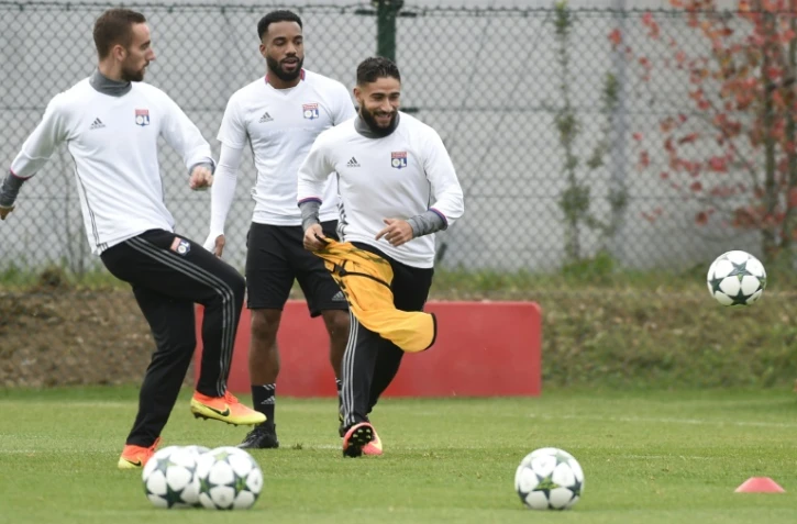 Sergi Darder, Alexandre Lacazette et Nabil Fekir, à l'entraînement de Lyon à la veille d'affronter la Juventus au Parc OL le 178 octobre 2016