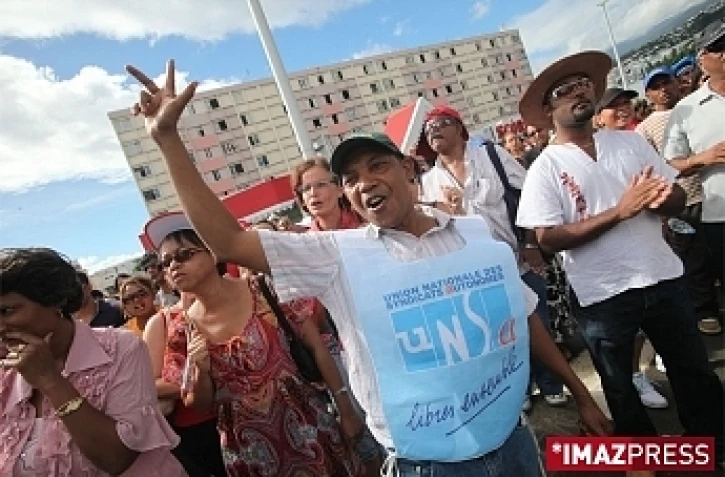 Vendredi 17 Avril 2009


Les salariés de la sécurité sociale et de la Caf entament ce vendredi leur deuxième jour de grève au siège de la sécurité sociale
