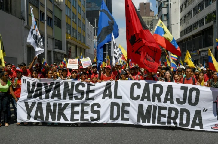 Manifestants pro-Maduro dans les rues de Caracas, le 8 août 2019