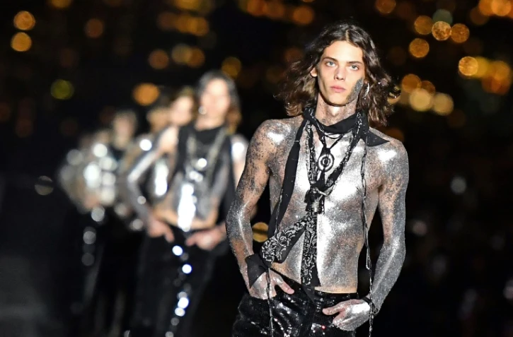 Les créations hommes de la collection printemps/été 2018 du designer belge Anthony Vaccarello pour Saint Laurent, présentée à New York le 6 juin 2018