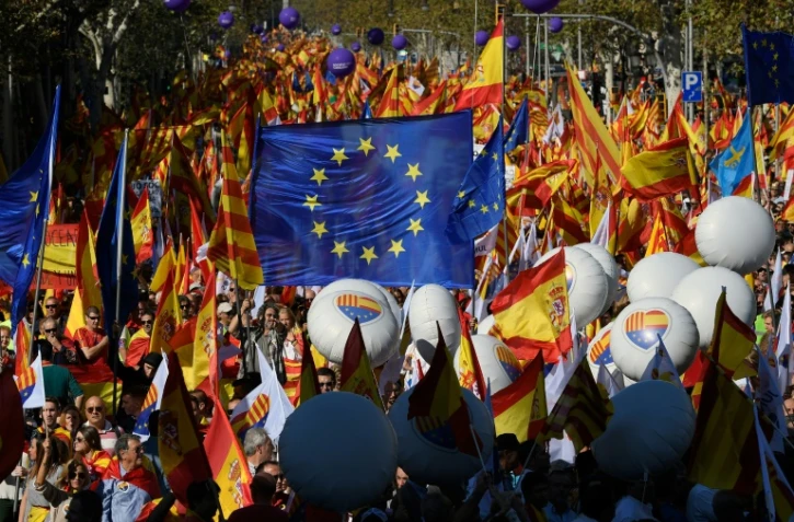 Manifestation pour l'unité de l'Espagne à Barcelone, le 29 octobre 2017, deux jours après la déclaration unilatérale d'indépendance du Parlement régional
