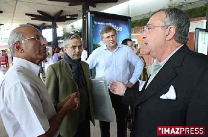 Mercredi 6 Mai 2009

Jacques Tillier et Abdul Cadjee