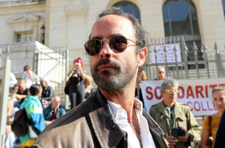 L'agriculteur et militant français Cédric Herrou devant le tribunal de Nice, le 22 octobre 2018