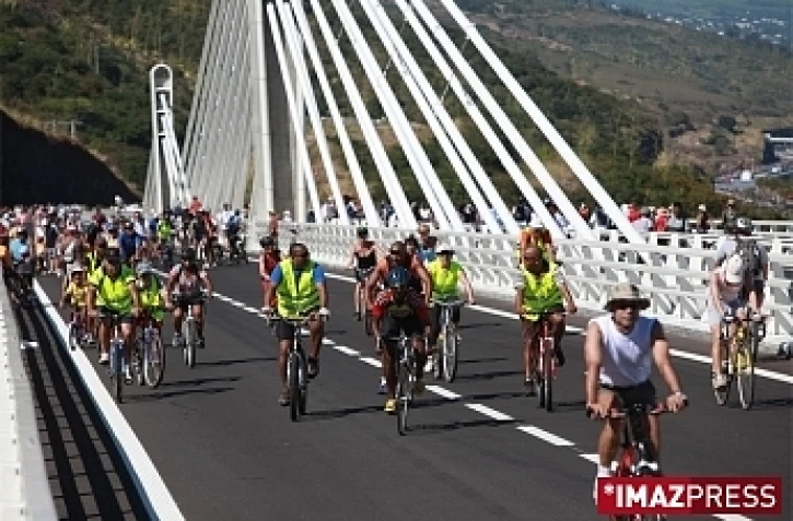 Dimanche 14 Juin 2009

Journée du vélo sur la route des Tamarins