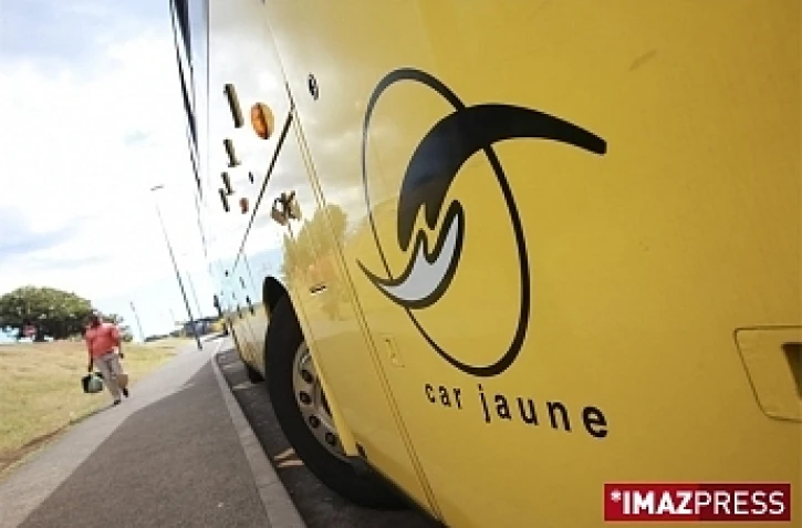 Car jaune
