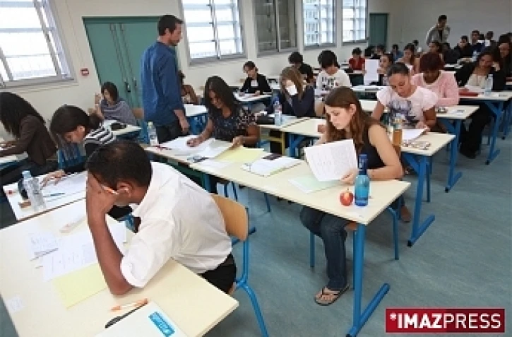 Jeudi 18 Juin 2009

Début des épreuves du BAC