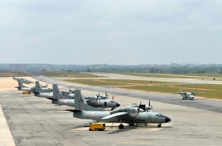 Des avions de l'armée de l'air indienne à Bangalore, le 3 octobre 2013