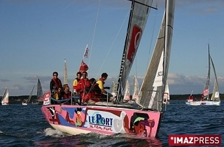 Tour de France à la voile 2009 -

Le Ville du Port - Région Réunion au départ du ralliement à Port Bourgenay (Photo D.R.)