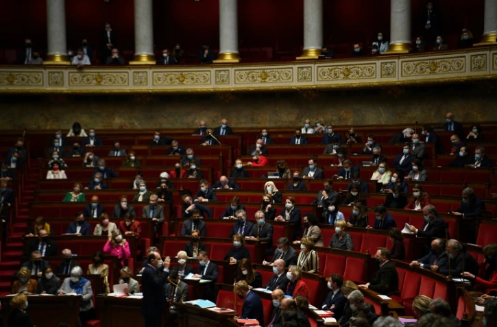 Jean Castex lors d'une session de questions au gouvernement à l'Assemblée nationale, à Paris le 4 janvier 2022