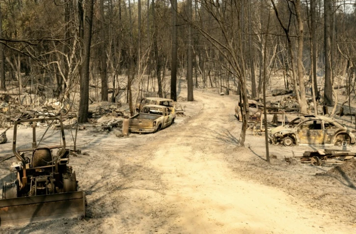 Une zone résidentielle carbonisée par un feu de forêt à Berry Creek, dans le comté de Butte (nord de la Californie), le 14 septembre 2020.