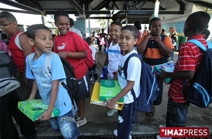 Mardi 18 août 2009

Rentée scolaire à l'école Benjamin Hoarau au port
