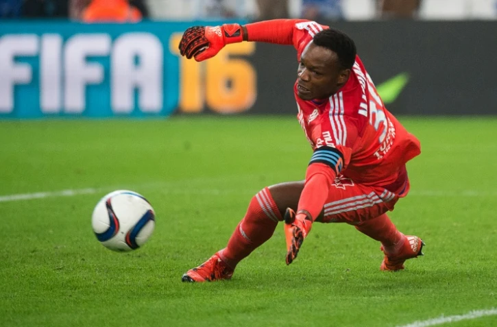 Le gardien de l'OM Steve Mandanda le 8 novembre 2015 face à Nice, au Vélodrome