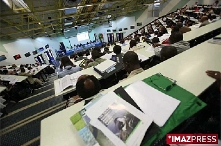 Lundi 24 août 2009

Ouverture du congés WIOMSA