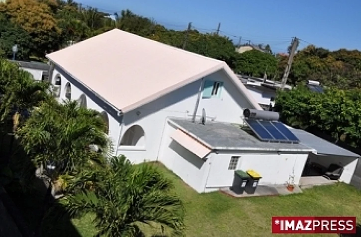 Saint-Joseph - La maison du drame - Un homme tue trois de ses enfants, en blesse grièvement un autre ainsi que son ex-épouse et se suicide (Photo D.R.)