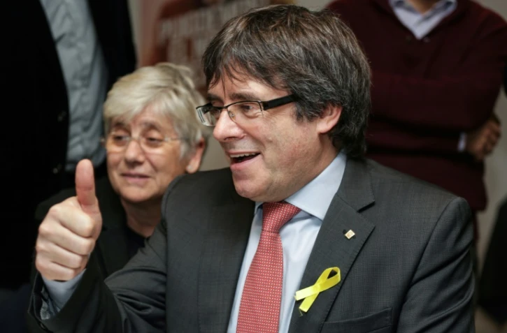 Le président destitué de Catalogne Carles Puigdemont réagit à la victoire électorale des indépendantistes depuis Bruxelles, le 21 décembre 2017