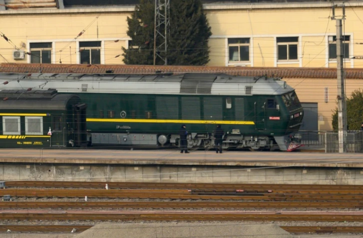 Le train spécial du dirigeant nord-coréen Kim Jong Un quitte la gare de Pékin le 9 janvier 2019