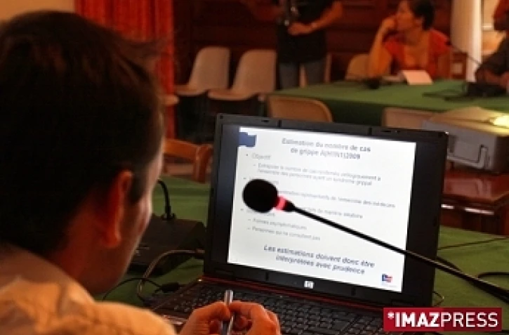 Mercredi 26 août 2009 - Conférence de presse des autorités sanitaires sur les chiffres de l'épidémie de grippe A