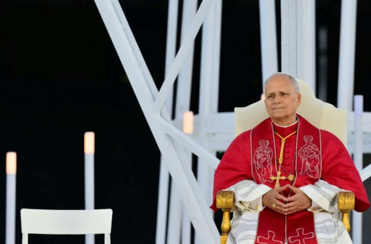 Le pape Léon XIV lors d'une veillée de prière au stade olympique Lluís Companys de Barcelone, le 9 juin 2026 en Espagne