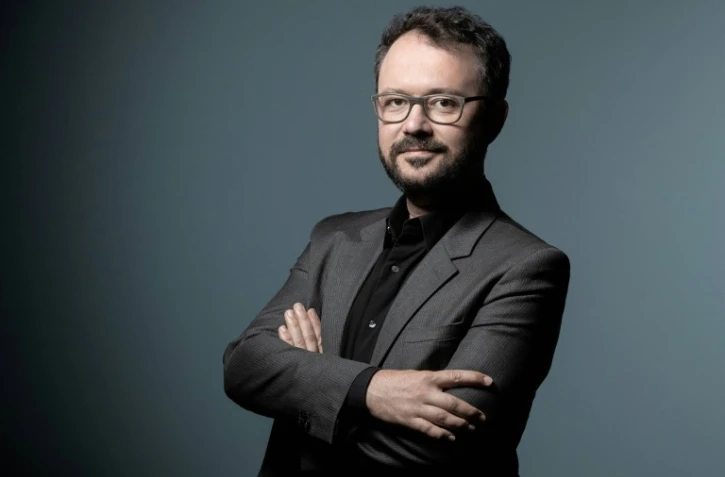 Riad Sattouf photographié le 7 septembre 2020 monte sa propre maison