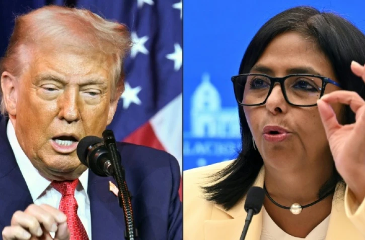 Portrait combiné du président américain Donald Trump et de la chef de l'Etat intérimaire vénézuélienne Delcy Rodriguez