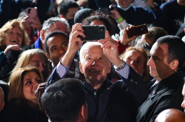 Le président Joe Biden pendant un rassemblement électoral en Virginie, le 26 octobre 2021