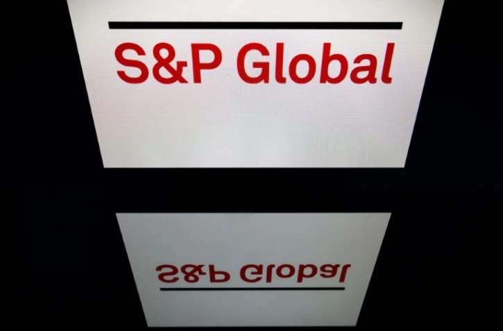 L'agence de notation S&P devrait choisir vendredi soit de maintenir la note et la perspective de la France, soit d'abaisser la perspective à négative