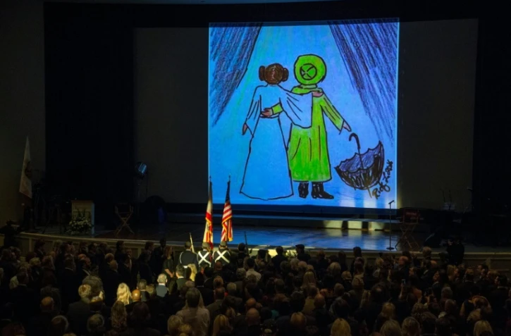 Hommage aux deux actrices américaines Carrie Fisher et sa mère Debbie Reynolds le 25 mars 2017 à Los Angeles