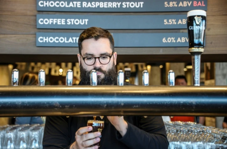Ryan Wagner, "ambassadeur" de la nouvelle brasserie américaine de Guinness, le 9 mars 2020 à Baltimore (Maryland)