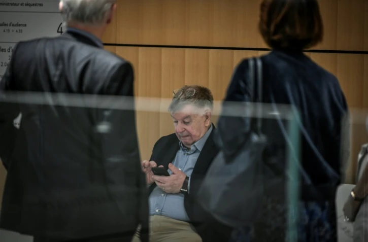 L'ex-PDG de France Télécom Didier Lombard dans les couloirs du tribunal de grande instance de Paris, le 4 juillet 2019