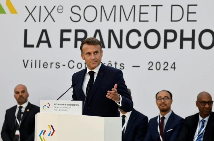 Le président français Emmanuel Macron pendant son discours de clôture du 19e Sommet de la Francophonie à Paris le 5 octobre 2024
