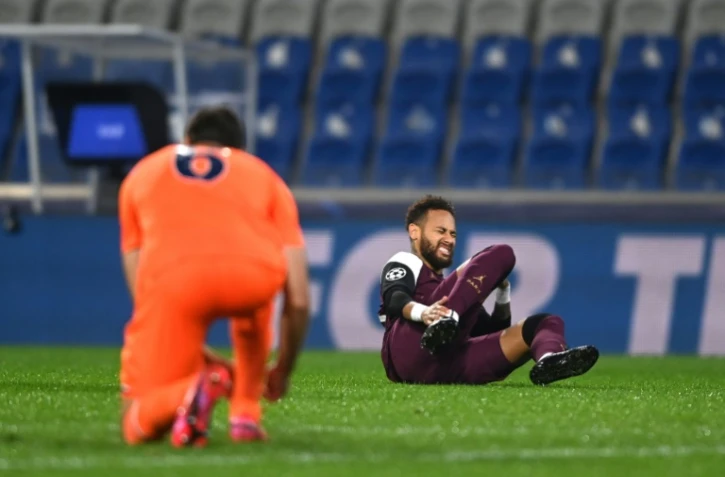 Neymar, blessé lors du match de Ligue des champions contre Basaksehir, le 28 octobre 2020 à Istanbul, souffre des adducteurs 