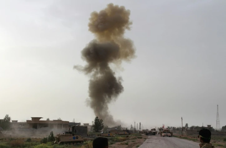 Les forces irakiennes mènent une opération contre le groupe EI à Fallouja, dans la province d'Al-Anbar, le 5 mai 2016