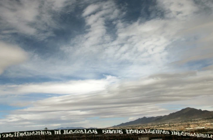 Des inscriptions anti-Trump sur le mur à la frontière américano-mexicaine à Ciudad Juarez, au Mexique, le 27 février 2017