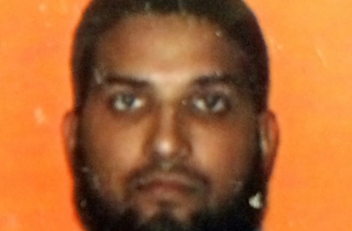 Photo d'identité non datée sur une carte d'étudiant de Syed Farook, l'un des auteurs de la tuerie perpétrée lors d'un déjeuner de Noël en Californie, le 2 décembre 2015  