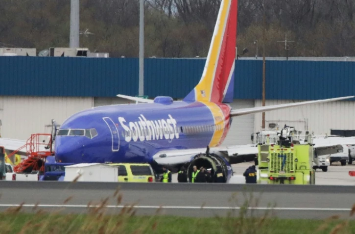Cet avion de Southwest Airlines s'est posé le 17 avril 2018 en urgence à l'aéroport de Philadelphie (Pennsylavnie) après une défaillance de moteur, qui a fait un mort