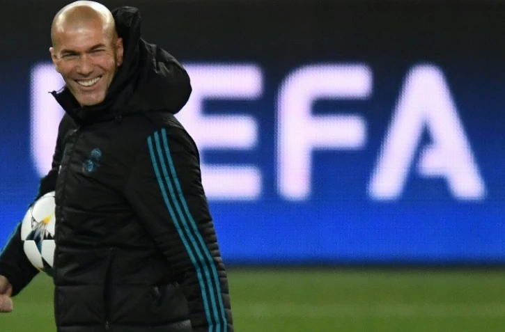 Zinedine Zidane lors d'une séance d'entraînement du Real Madrid au Parc des Princes à Paris, le 5 mars 2018