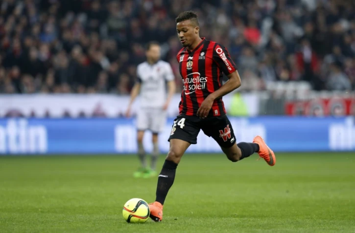 L'attaquant de Nice Alassane Plea, lors d'un match match contre le Gazélec Ajaccio, le 20 mars 2016 à l'Allianz Riviera