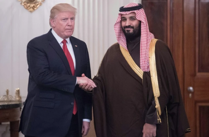 Mohammed ben Salmane, nouveau prince héritier d'Arabie saoudite (d) avec le président américain Donald Trump (g), le 14 mars 2017 à Washington