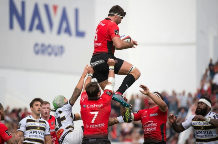 Les Toulonnais de Juan Martin Fernandez Lobbe dominent La Rochelle (26-20), le 30 septembre 2017 à Mayol