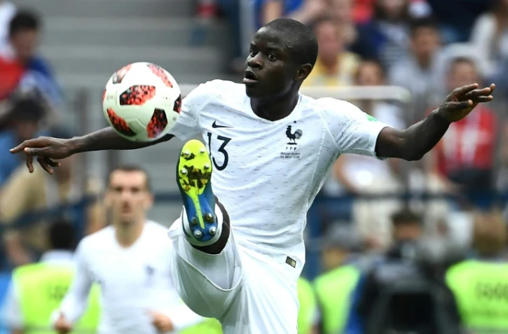 Le milieu défensif des Bleus N'Golo Kanté contre l'Uruguay à Nijni Novgorod, le 6 juillet 2018